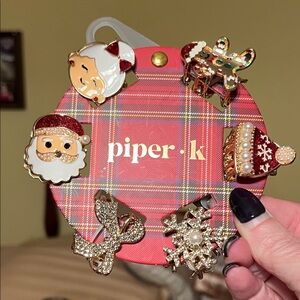 NWT Piper K Holiday Hair Clips Set of 6 glittery and very cute for the season